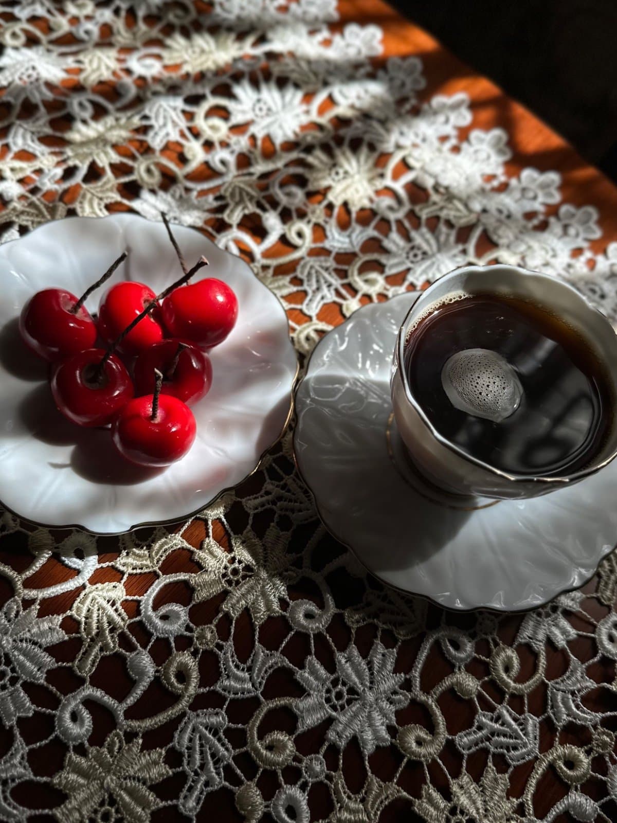 Свеча вишня или черешня 1